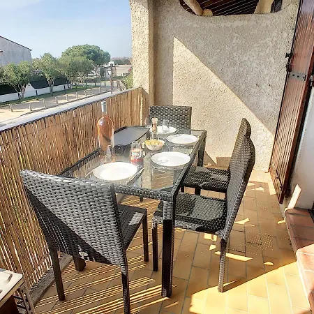 Superbe Duplex Aux Saintes Terrasse Plein Sud 3*** Apartment Exterior photo